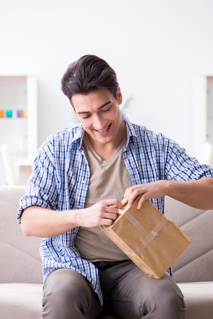 intimate gestures men secretly love